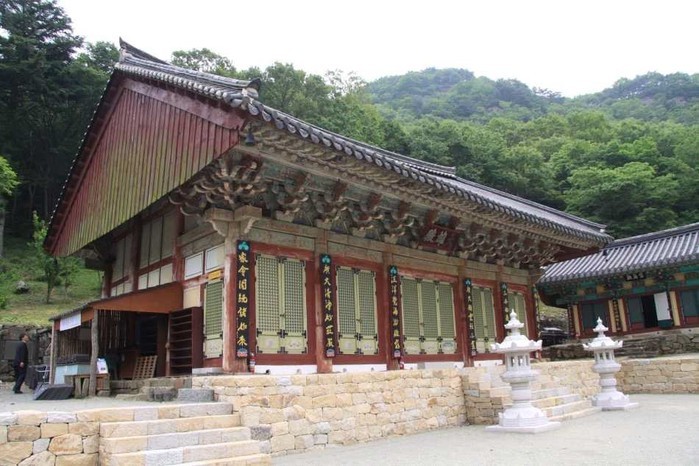 고성 운흥사·영천 거동사 대웅전, 보...
